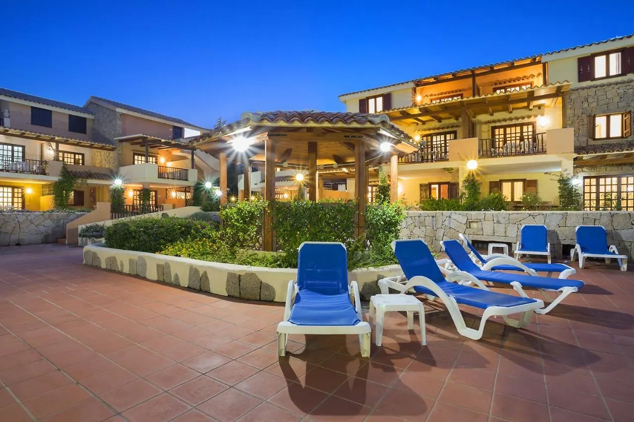 Residence Bougainvillae Liscia di Vacca Itália