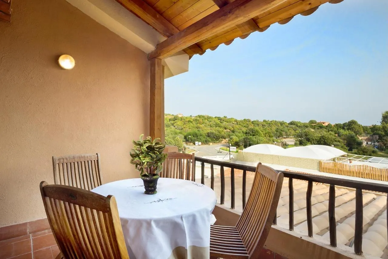 Apart-hotel Residence Bougainvillae Liscia di Vacca